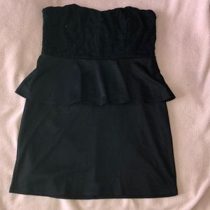 Strapless formal dress